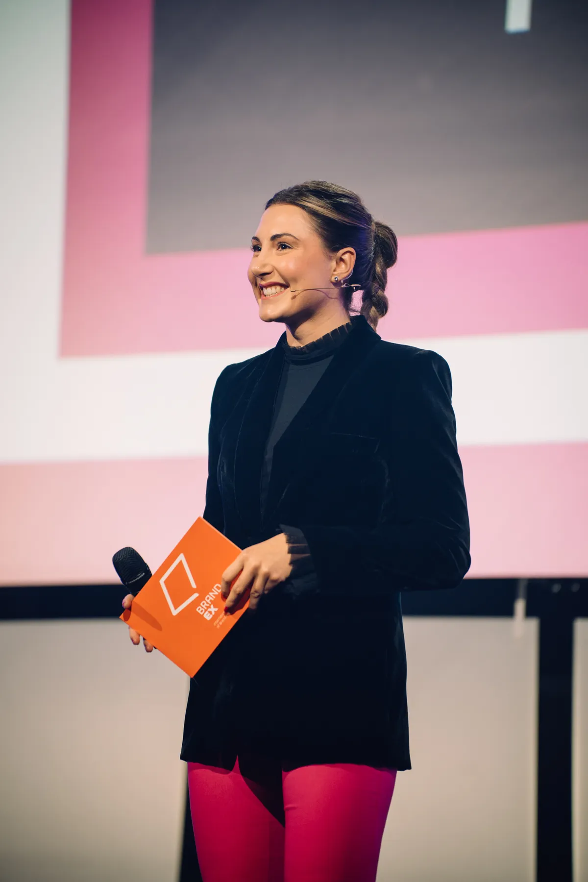 Content-Ersteller beim BrandEx Award 2023, feierliche Preisverleihung in Berlin.